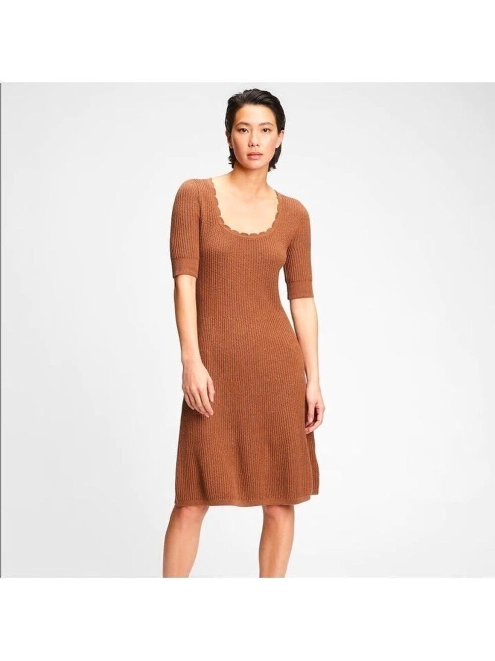 Gap Fit & Flare Short Sleeve Knit Sweater Dress in Golden Oak Brown brown, S